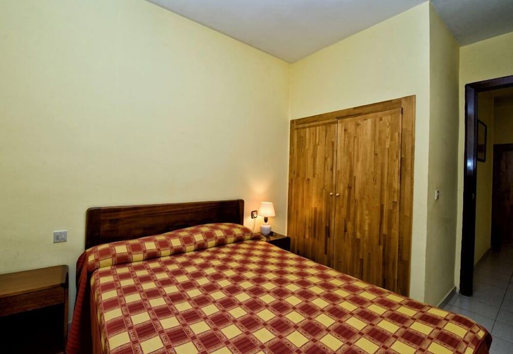 Residencia Daina - Room - 3