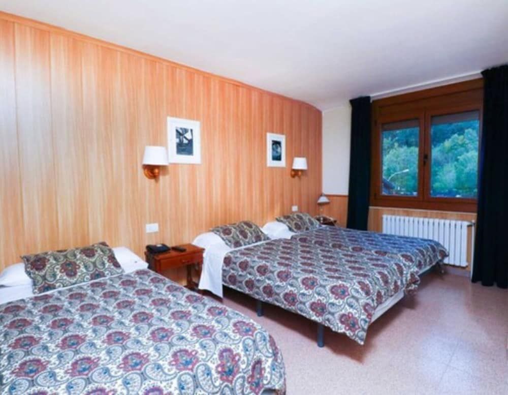 Hotel Comapedrosa - Room - 2