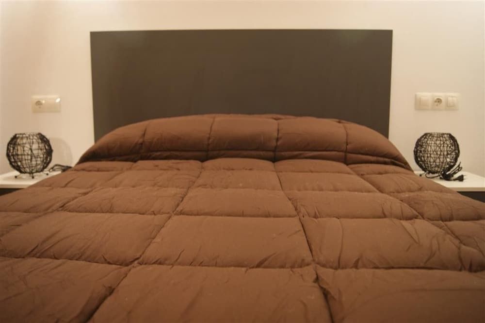 Apartamentos Borruscall - Room - 1