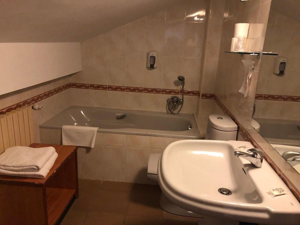 Hotel Refugi dels Isards - Bathroom - 4