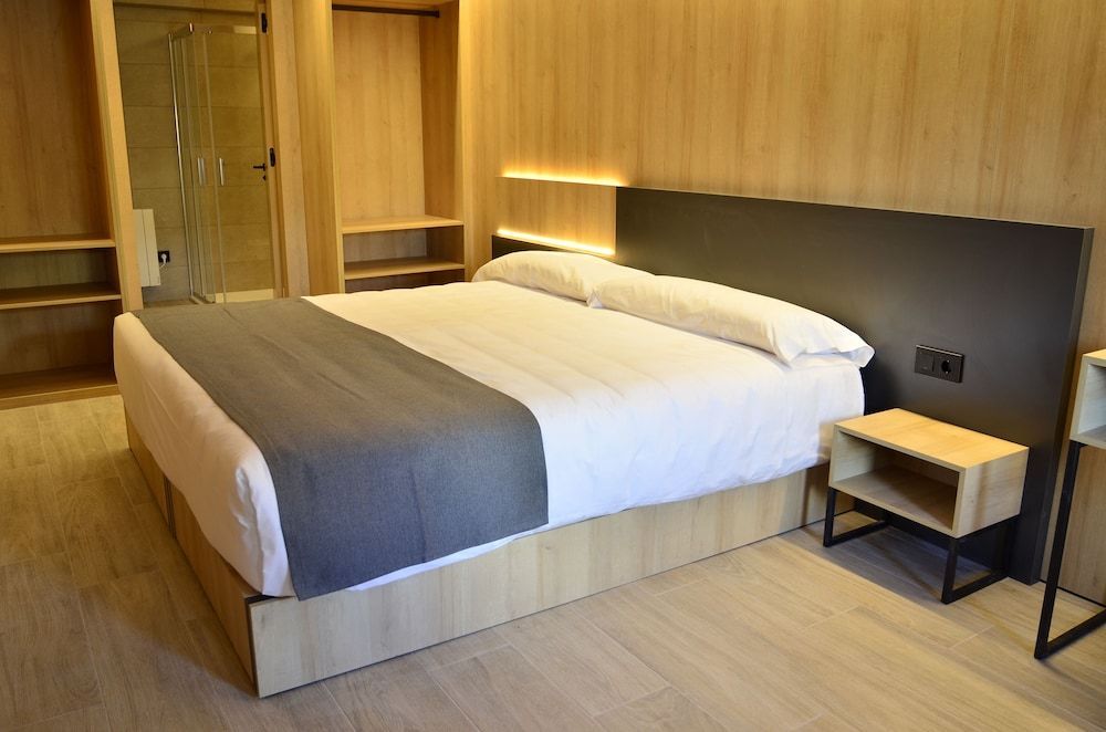 Hotel Catanies - Room - 2