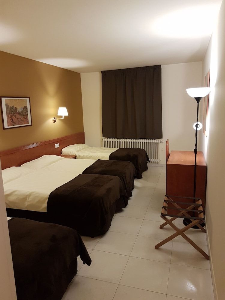 Hotel Guineu - Room - 2