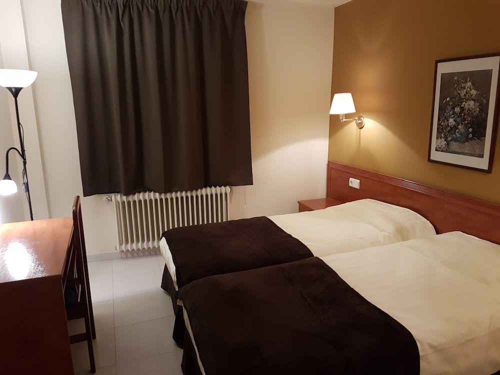 Hotel Guineu - Room - 3