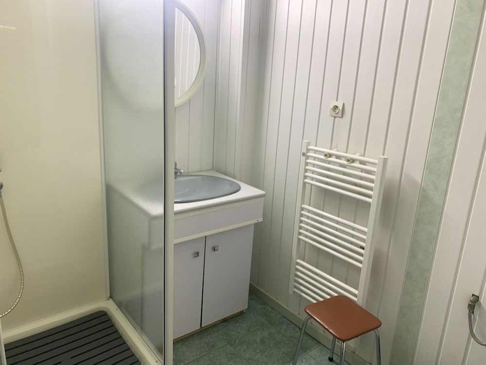 Apartamentos Sky 3000 - Bathroom - 2