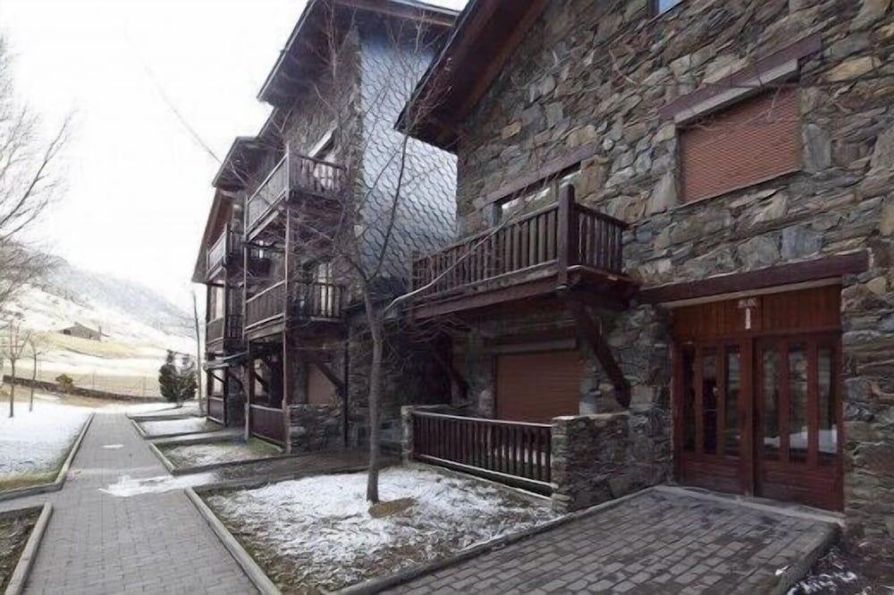 Kione Deusol - Exterior - 2