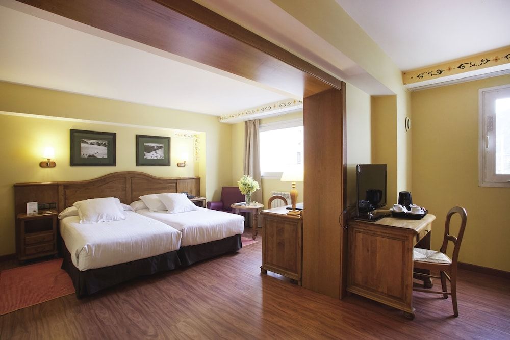 Ski Plaza Hotel & Wellness - Room - 2