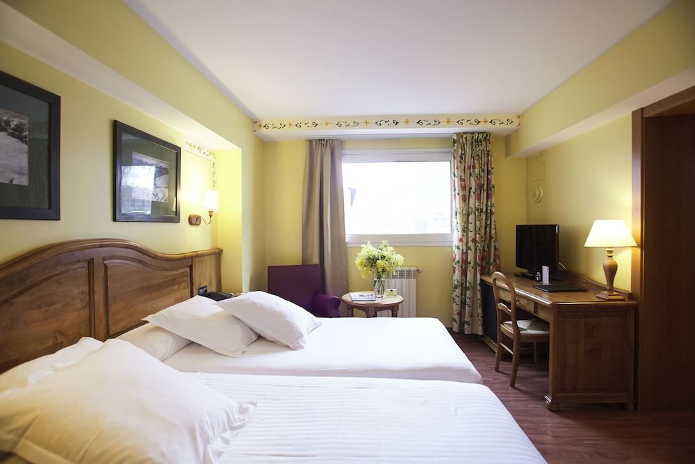 Ski Plaza Hotel & Wellness - Room - 4