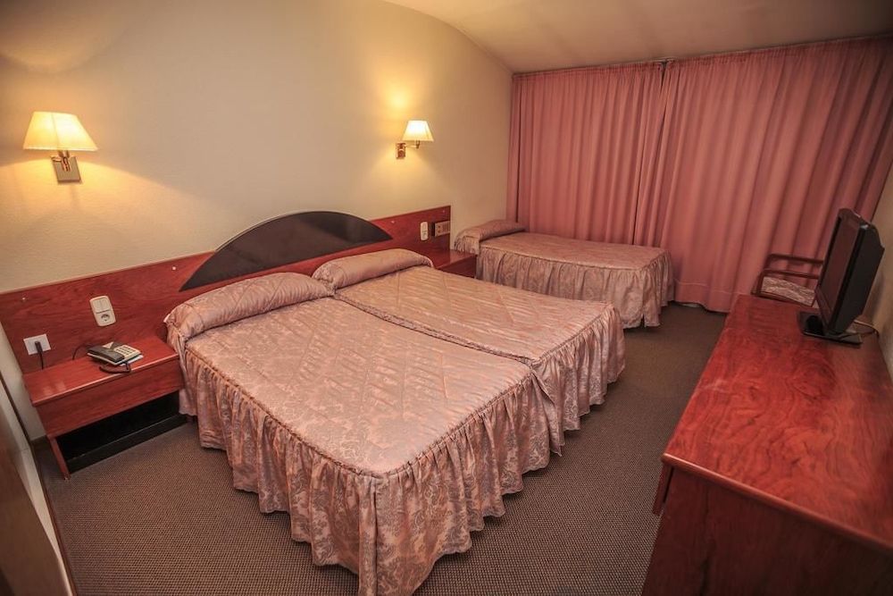 Hotel Roc del Castell - Room - 3