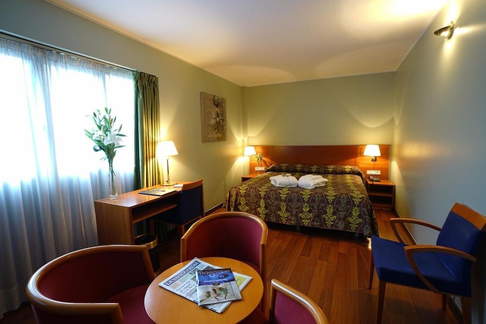 Hotel Zenit Diplomatic - Room - 2