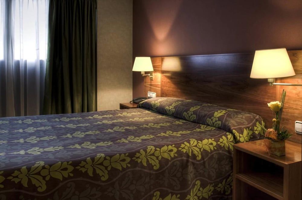 Hotel Zenit Diplomatic - Room - 1