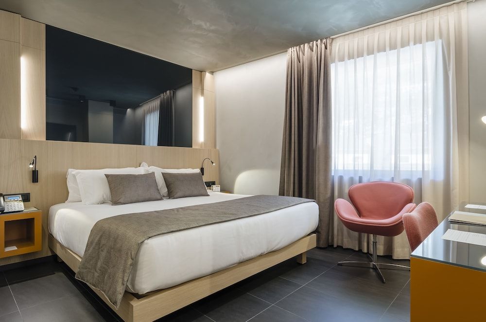 Hotel Metropolis - Room - 3