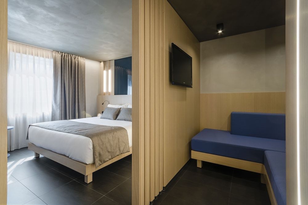 Hotel Metropolis - Room