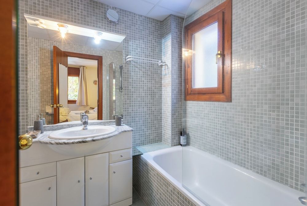 Andorra Stunning Views Apartment - Bathroom - 2