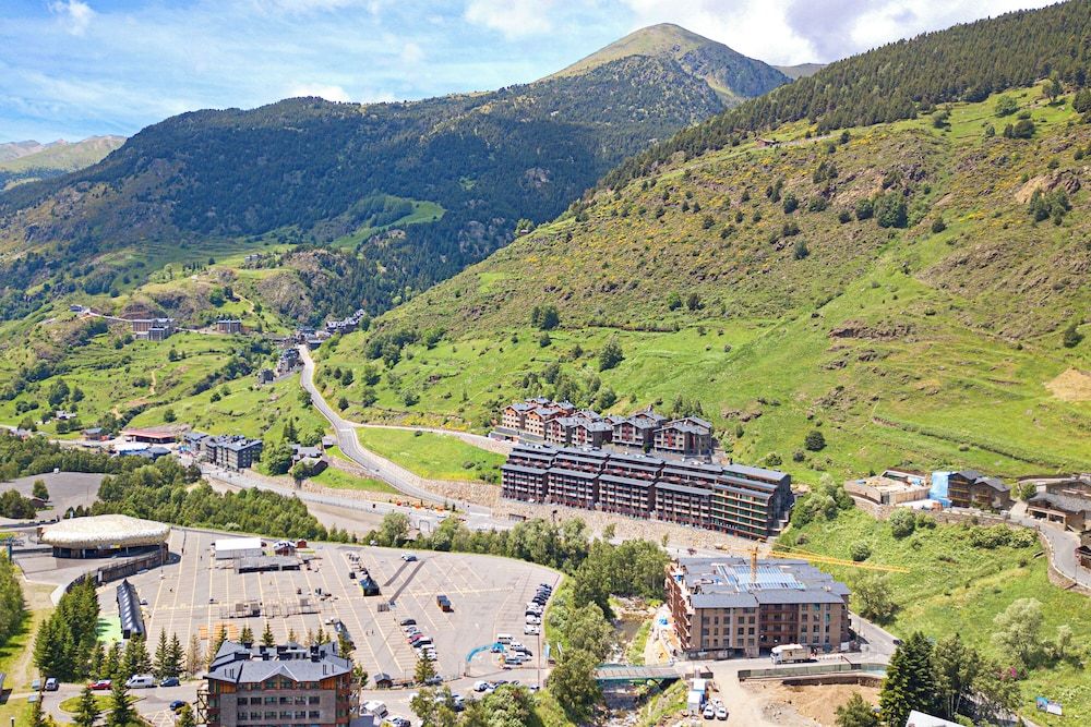 Luxury Home in El Tarter, Andorra - Exterior - 4