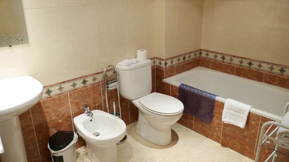 Vitivola Genciana 1r 1a - Bathroom - 1