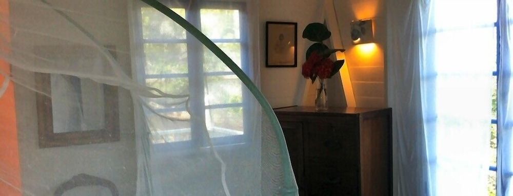 Galley Bay Cottages - Room - 3