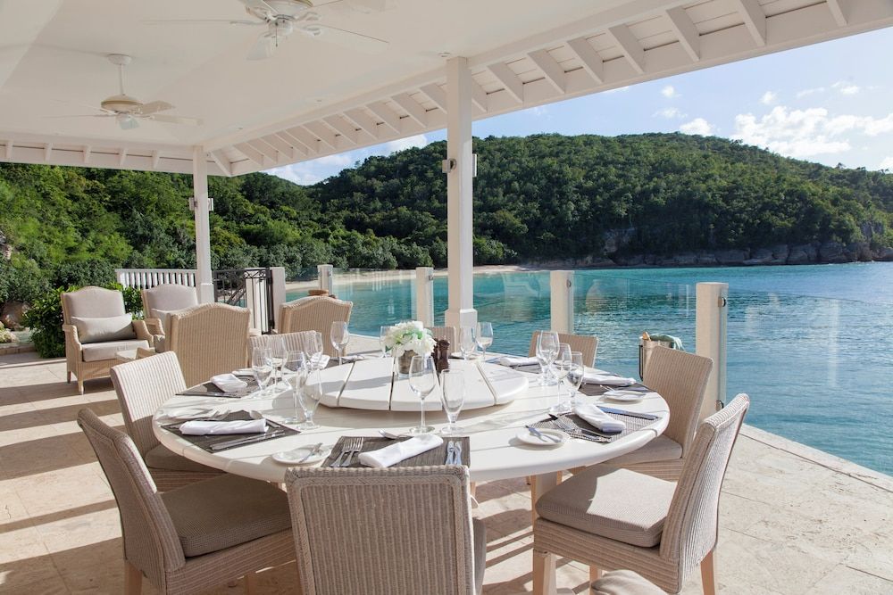 Blue Waters Resort & Spa - Terrace/patio - 2