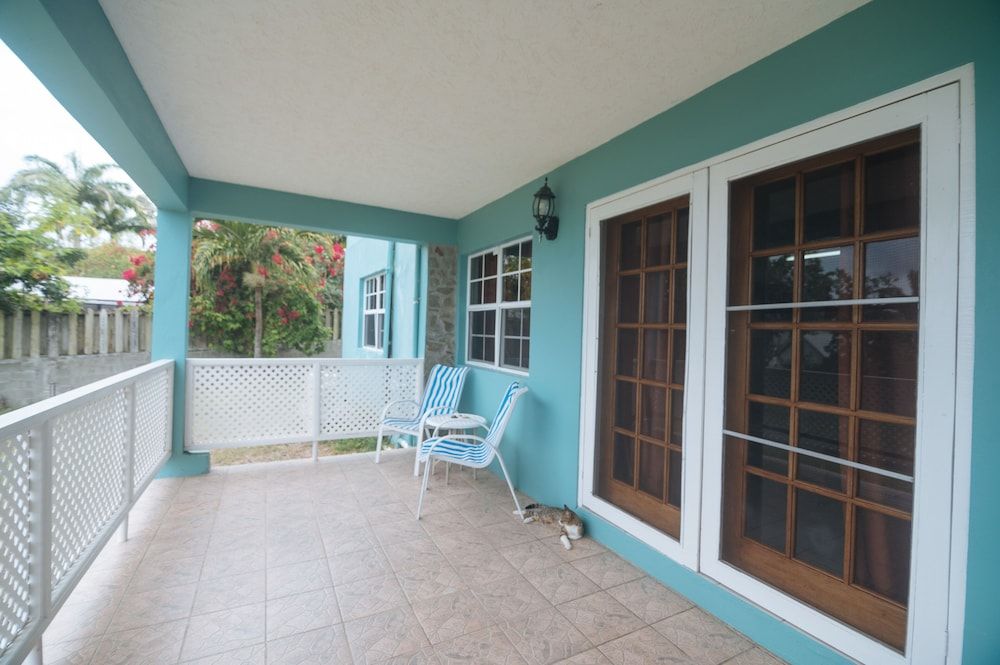 Neem View Apartments Antigua - Terrace/patio - 1