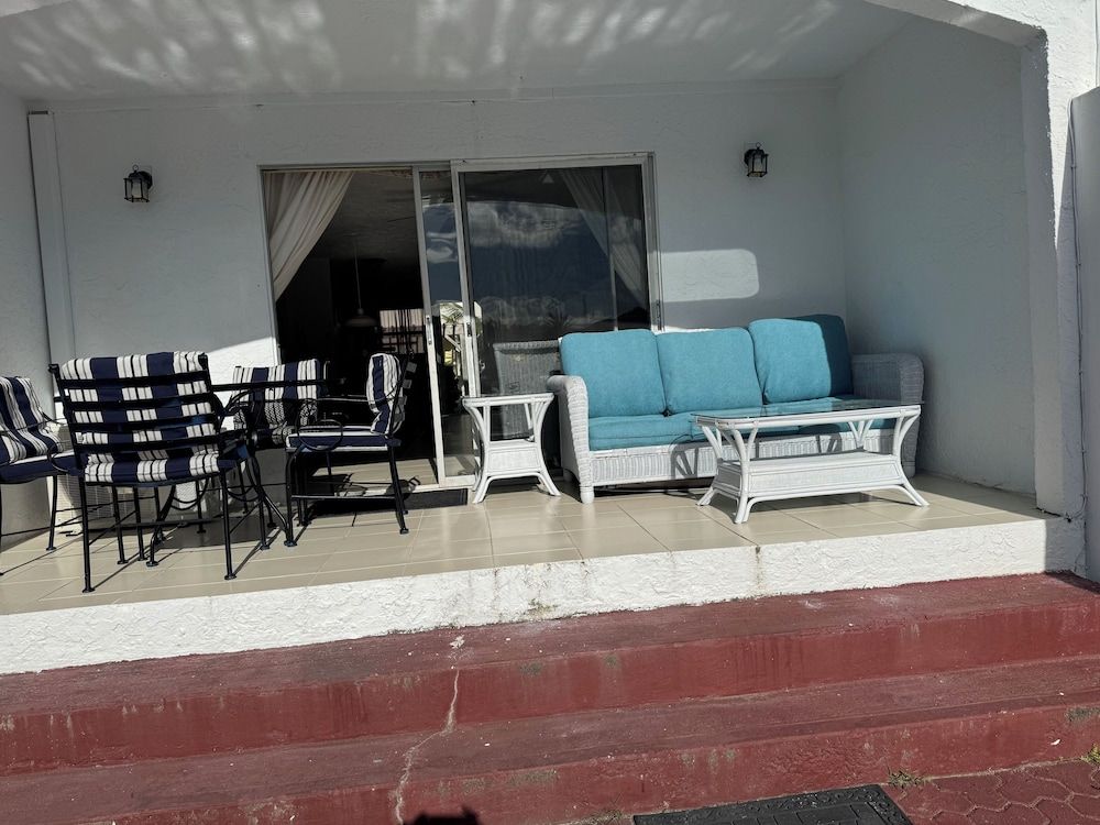 Seascape Villa - Terrace/patio - 4