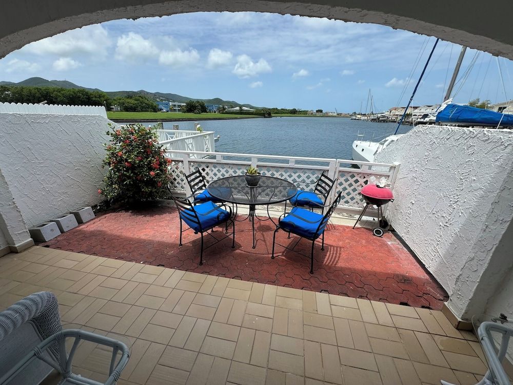 Seascape Villa - Exterior - 3