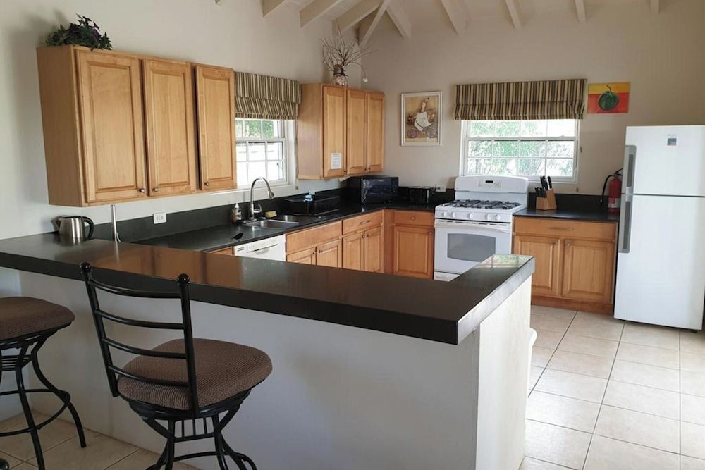 Luxury Villa-sleeps 6-private Pool - Private kitchen - 4
