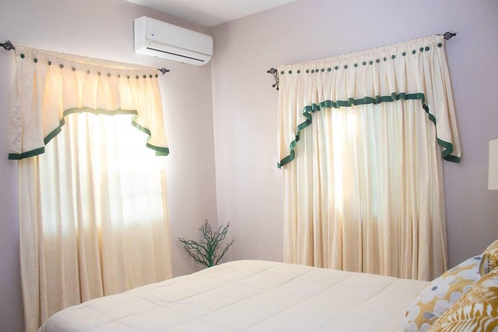 Gorgeous 2-bed Apt, Sleeps 3 in St Johns - Room - 4