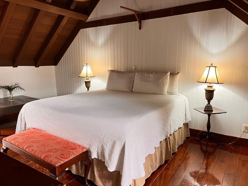 Copper and Lumber Store Hotel - Room - 2