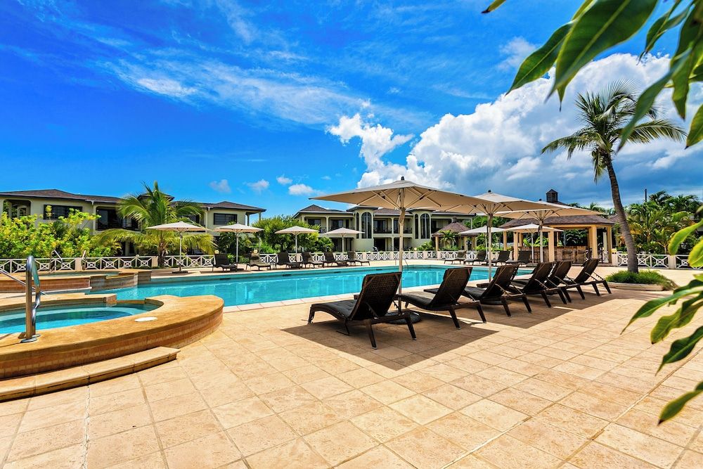 Paradise Cove Resort - Exterior - 2