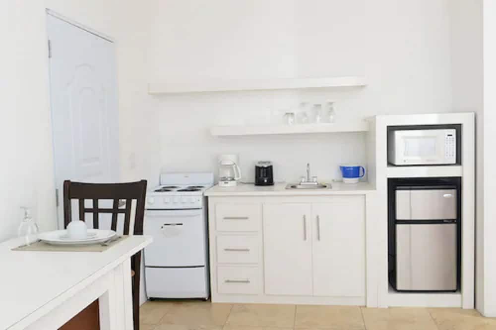 La Vue Boutique Inn - Private kitchen - 3
