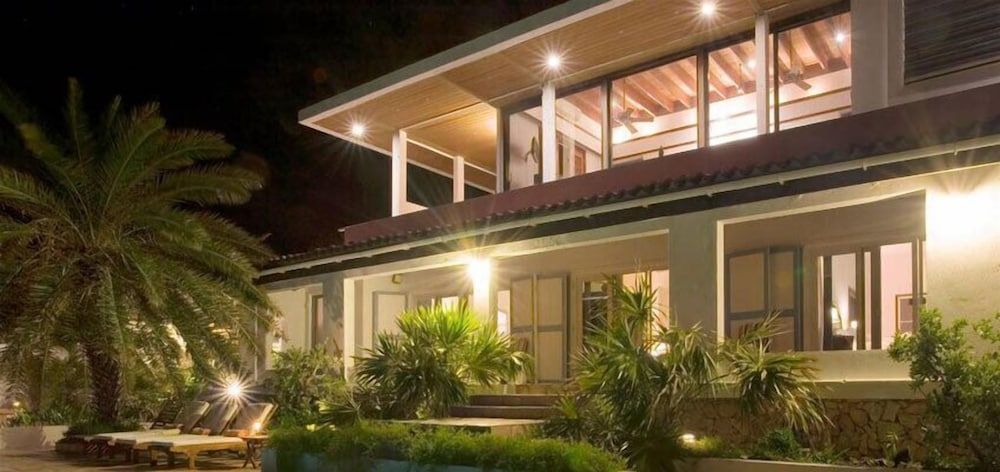 Zenaida Estate - Exterior - 2
