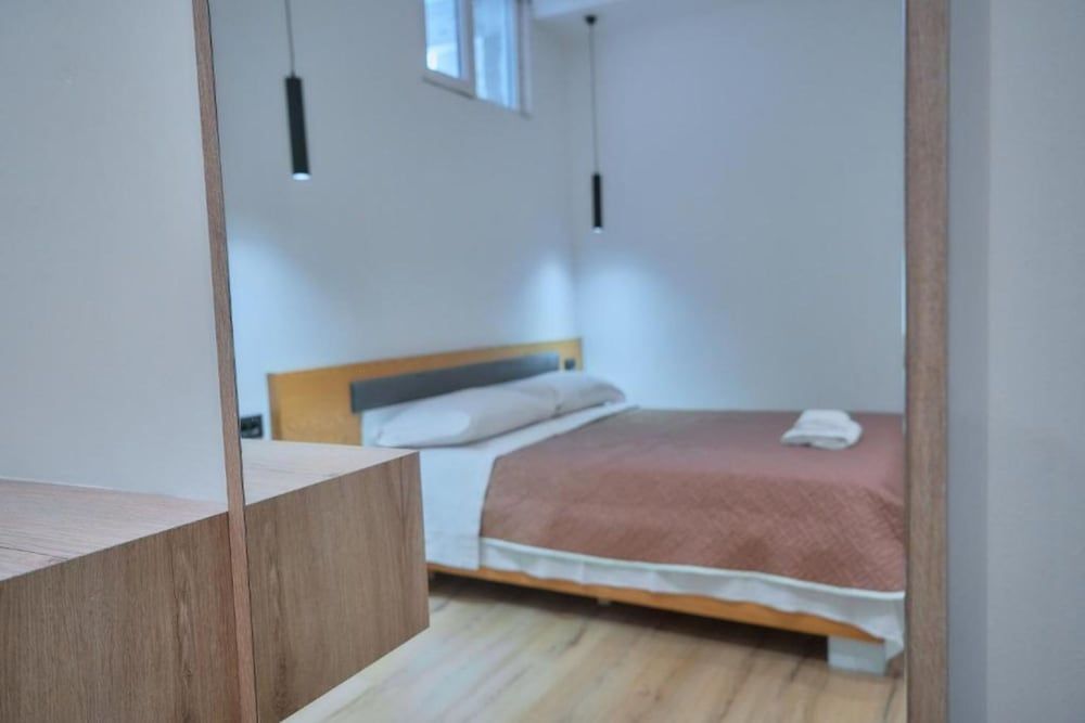 Kalpazo Inn Tirana - Room - 2