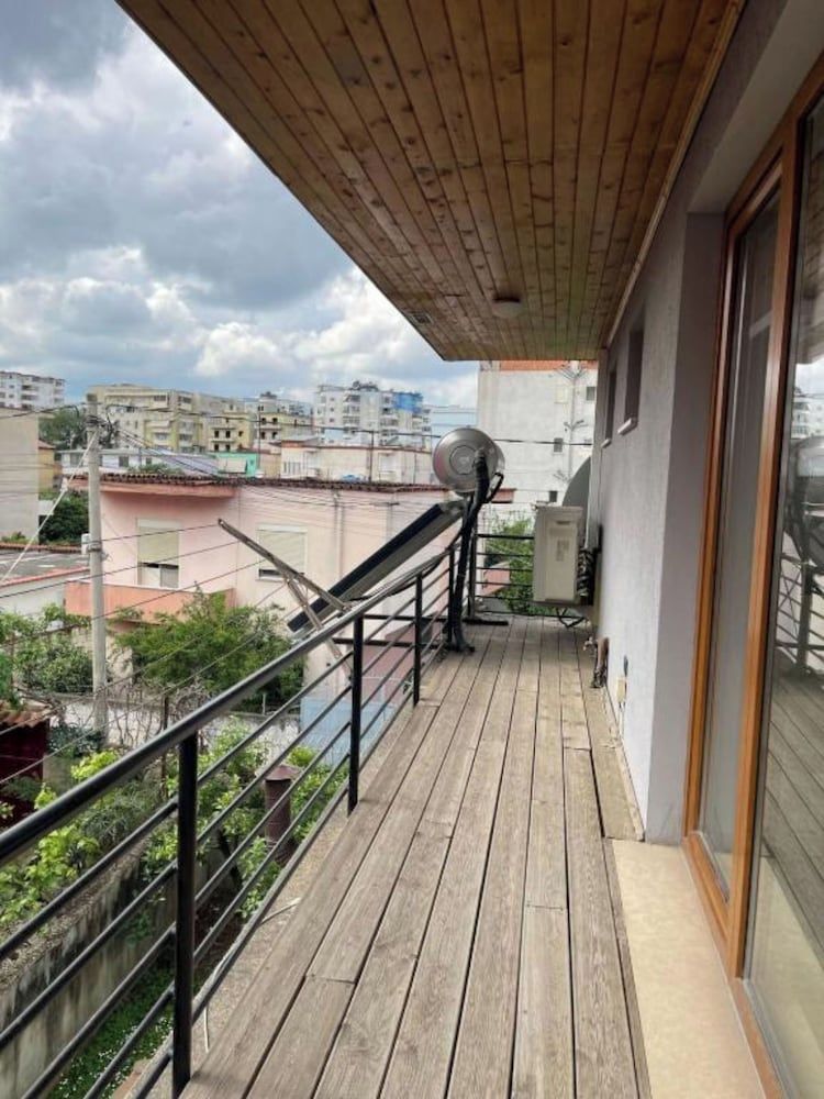 Kalpazo Tirana Vila 313 - Balcony - 3