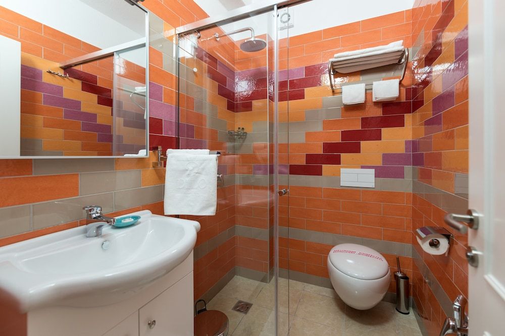 KEIT Hotel - Bathroom - 4
