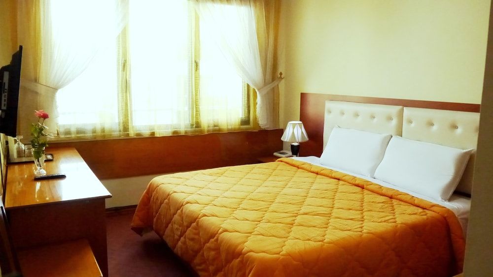 Hotel Kruja - Room - 3