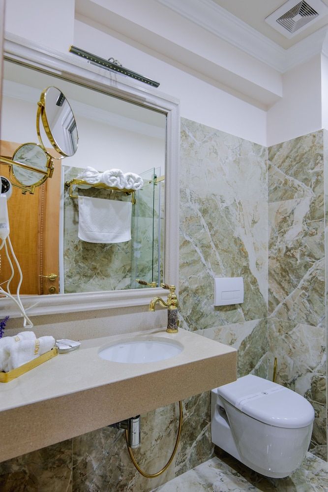 Hotel Boka - Bathroom - 4