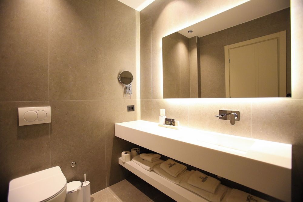 Regina Palm Resort - Bathroom