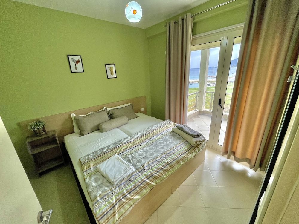 Belle Vue Apartments - Room - 2