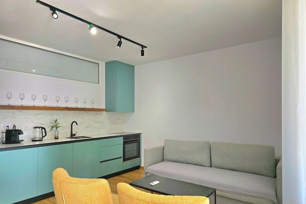 Aqua Bliss Apartment - Interior - 4