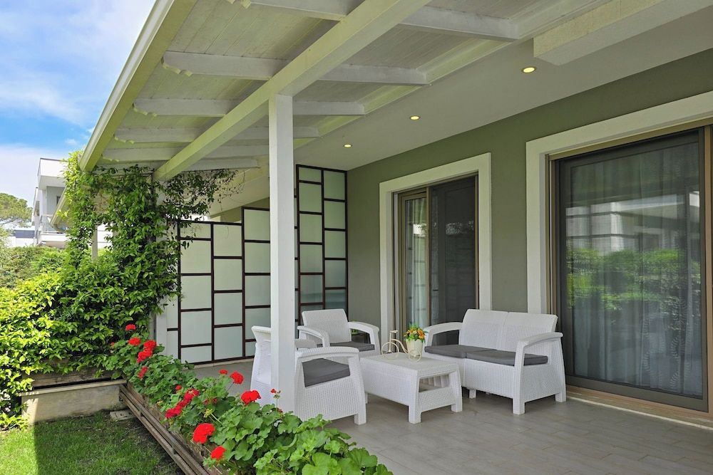 Lalzit Bay Dream Villa - Terrace/patio - 1