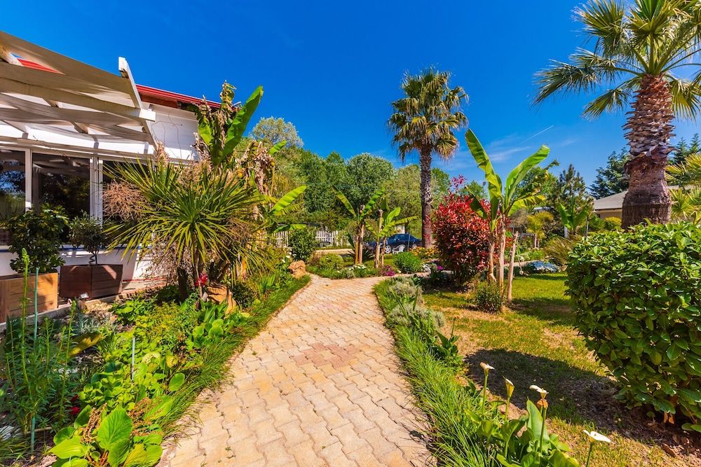 Kompleksi Aljoma - Exterior - 4