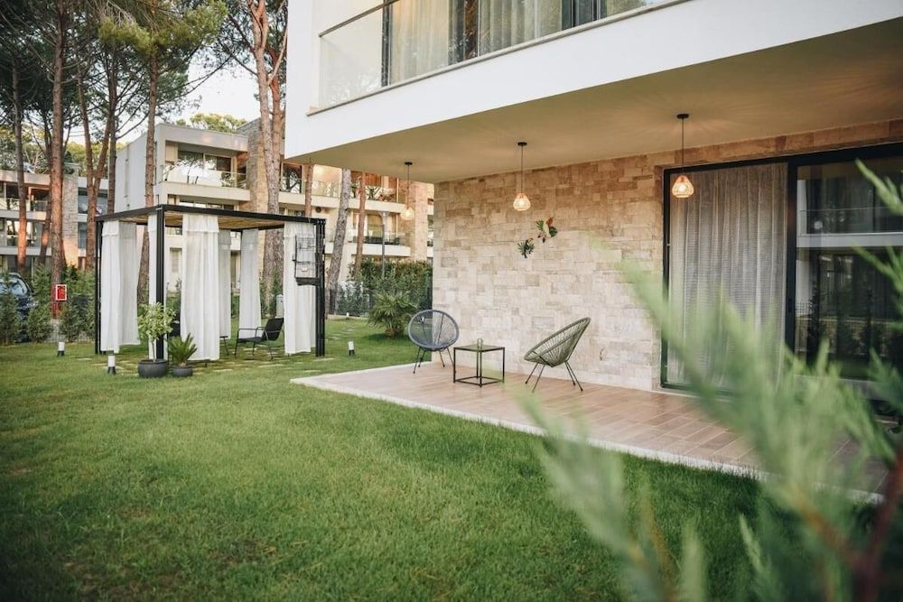 Parrot's Home Lalez Bay - Exterior - 2