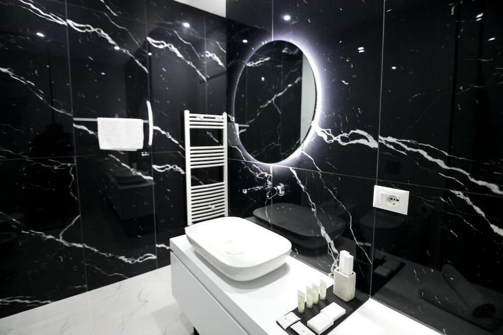 N HOTEL BY NOSHI - Bathroom - 2