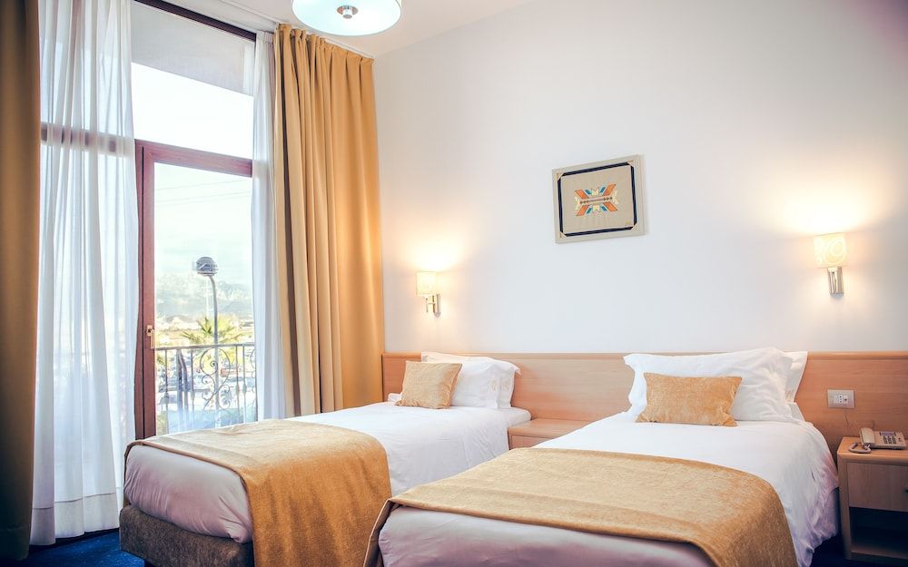 Hotel Airport Tirana - Room - 4