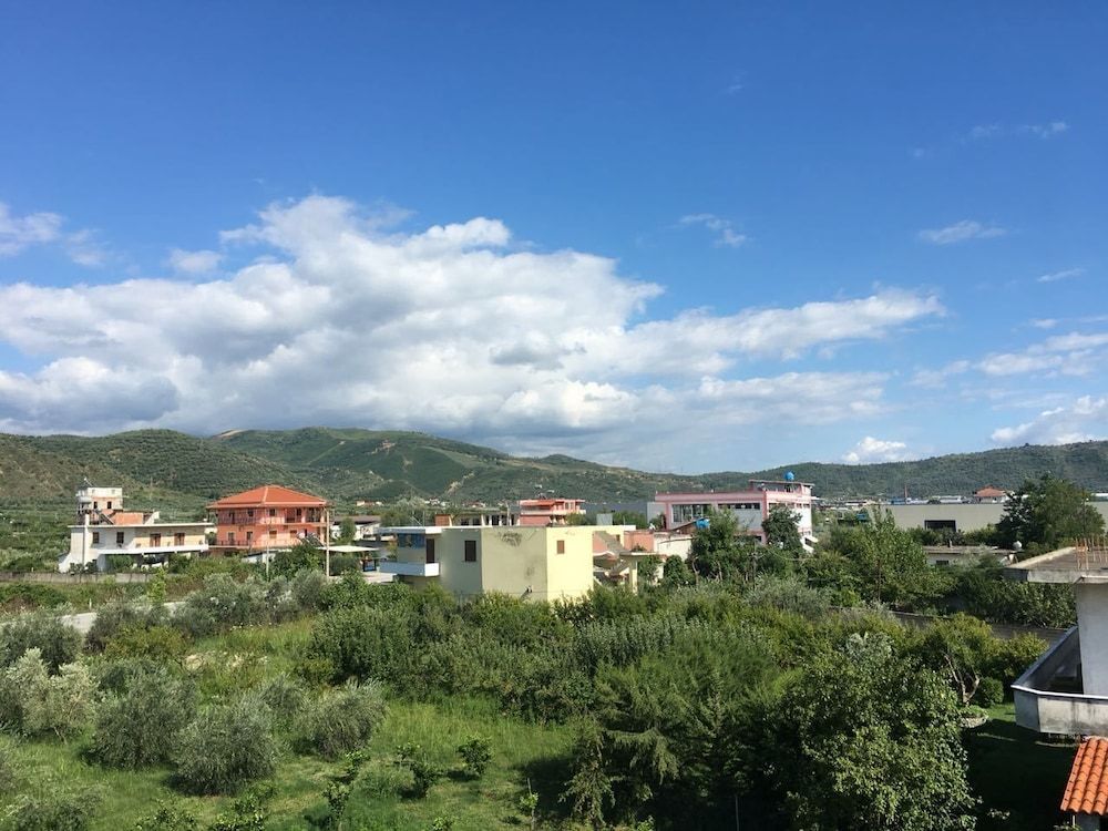 Hotel Simeone - Exterior - 2