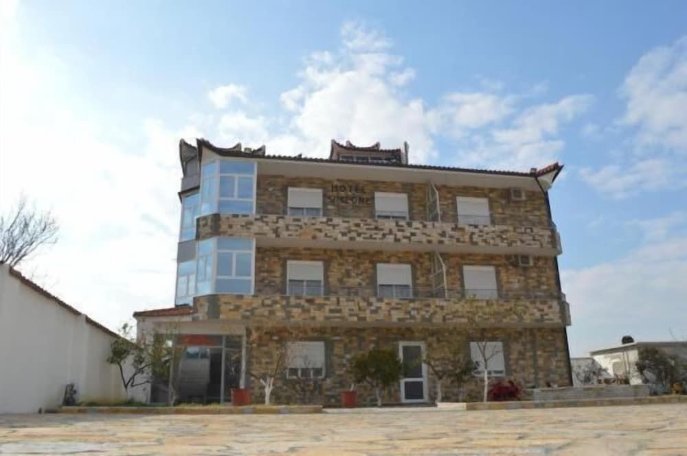 Hotel Simeone - Exterior