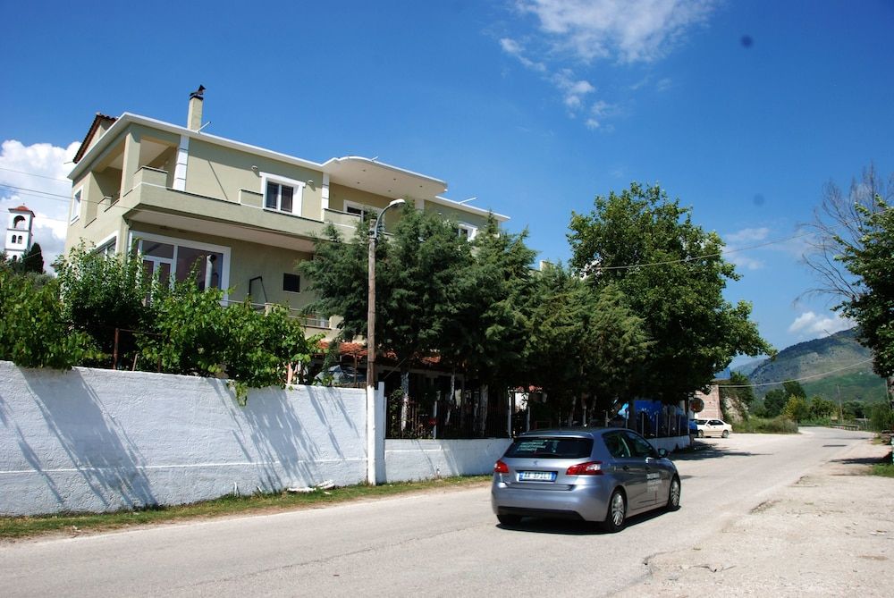 Hotel Mesopotami - Exterior