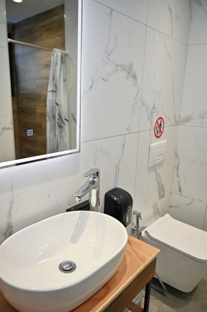 MondurO Hotel - Bathroom - 2