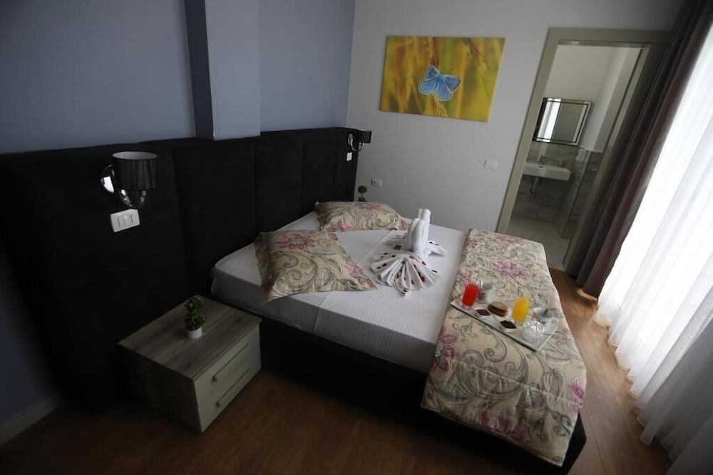 Perandor Beach Hotel - Room - 4