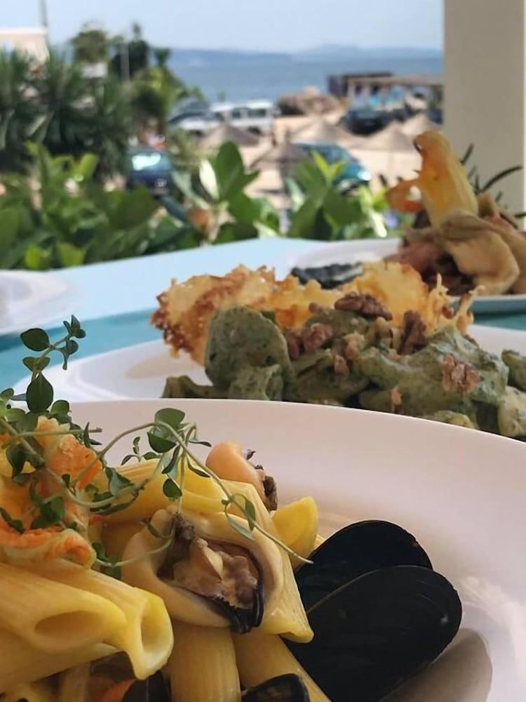 VILA e BARDHE - Food and drink - 1