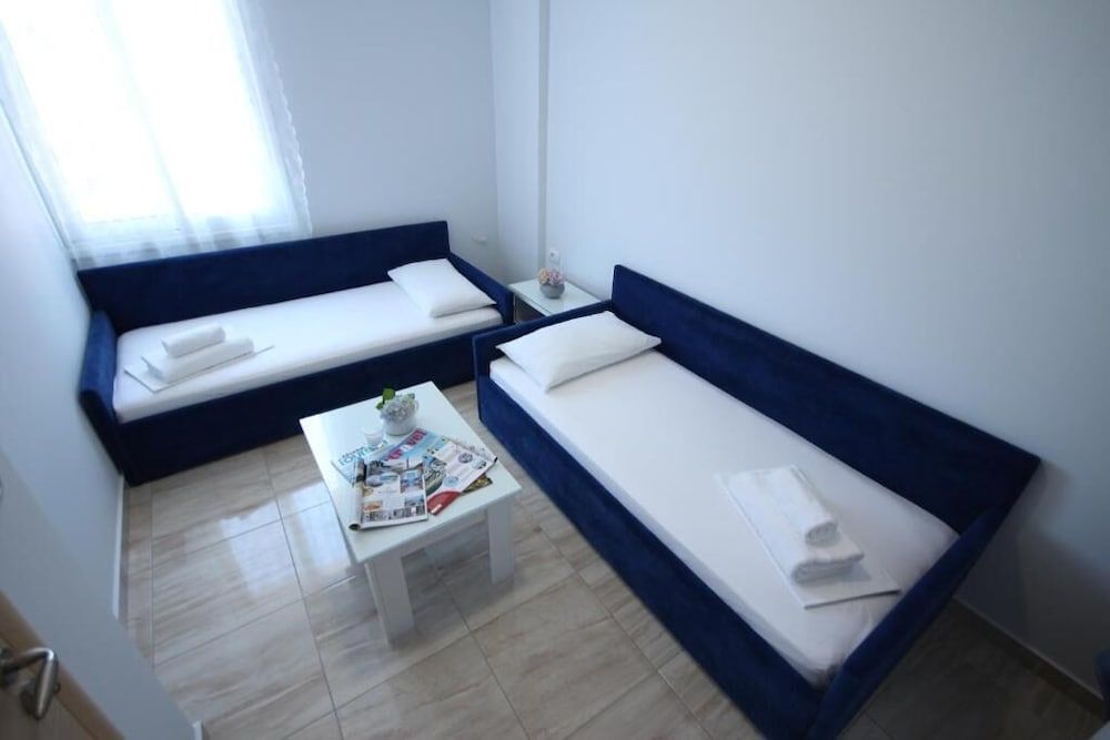 VILA e BARDHE - Room - 4